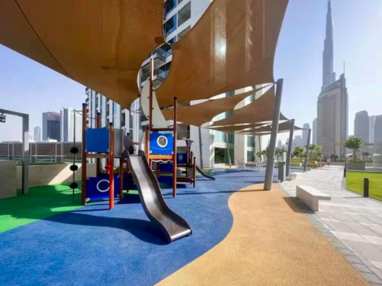 Seraya 5 - 4bdr - Burj Views - Private Jacuzzi