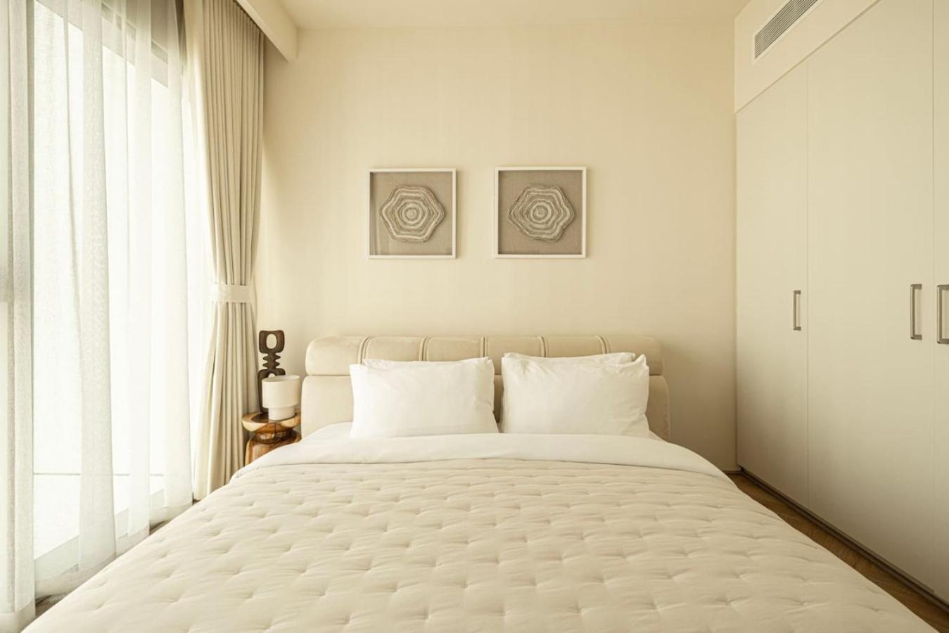 Apartment Seraya 5 - 4bdr - Burj Views - Private Jacuzzi *