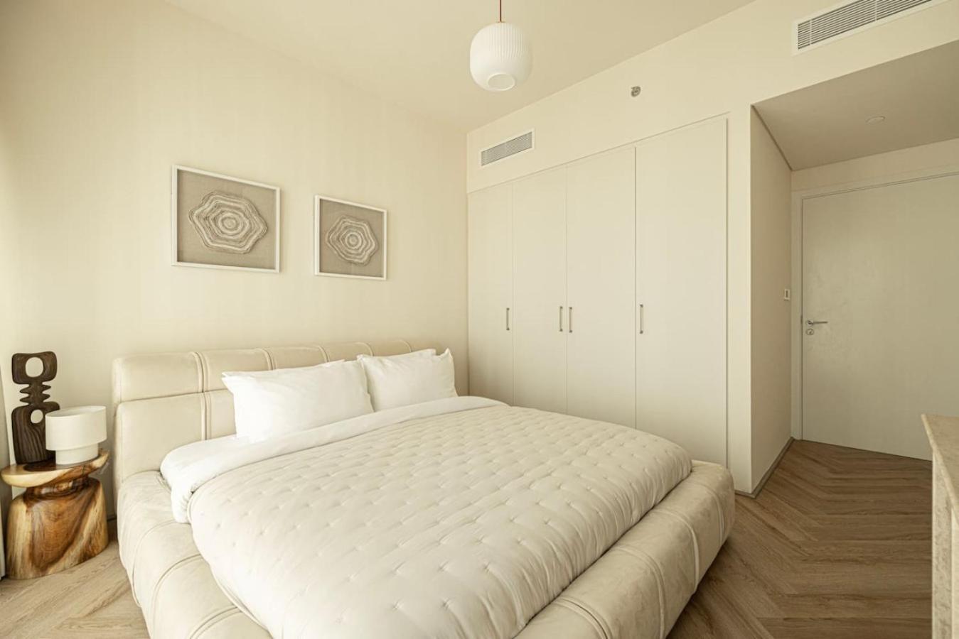 Seraya 5 - 4bdr - Burj Views - Private Jacuzzi * Dubai