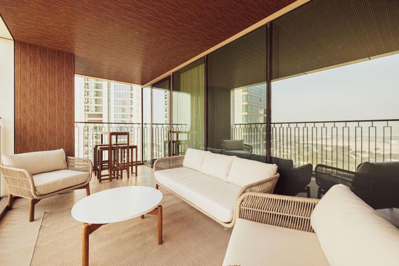 Apartment Seraya 5 - 4bdr - Burj Views - Private Jacuzzi Dubai